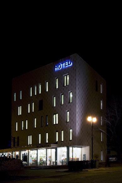 Hotel Olympia Kopřivnice Exteriör bild